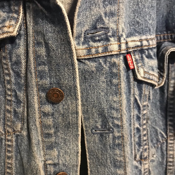 Jean jackets - Picture 2 of 2